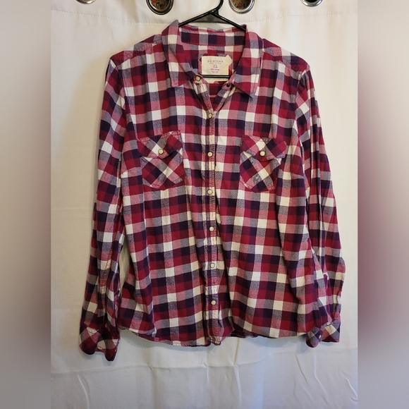 Sonoma long sleeve button-up shirt size xl. - Picture 2 of 8